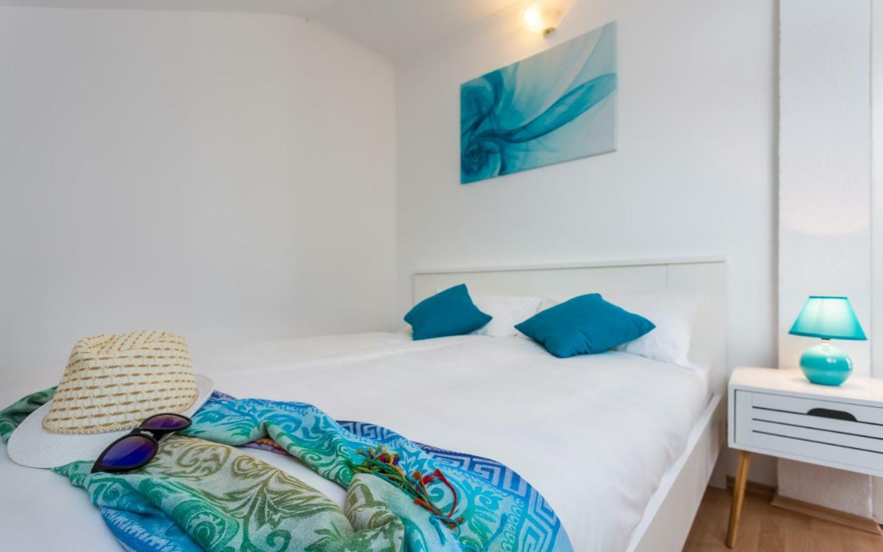 Apartment Deni Krk Town Luaran gambar