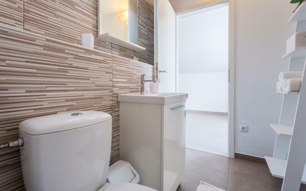 Apartment Deni Krk Town Luaran gambar