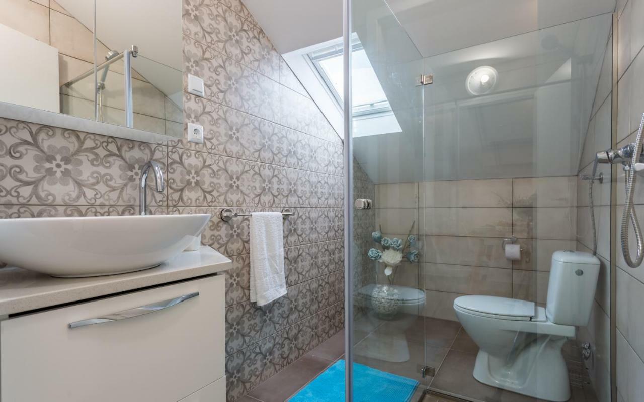 Apartment Deni Krk Town Luaran gambar